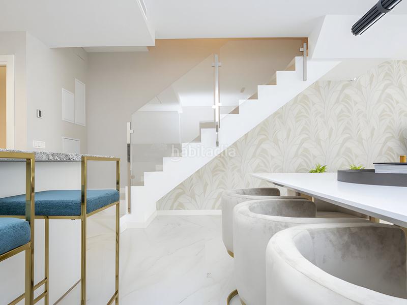 Foto 74a9408d-49b7-47f4-92be-46e0128520f5. Casa a schiera con parcheggio piscina in Nueva Andalucía centro Marbella