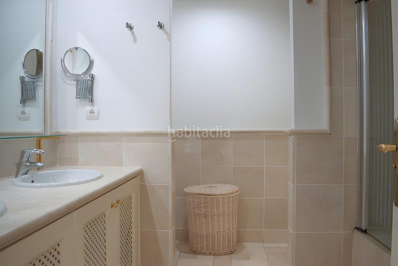 Foto 67f7c617-dc3d-44f0-bfdd-69efb2c40d5d. Planta baja apartamento en planta baja en venta en Río Real en Marbella