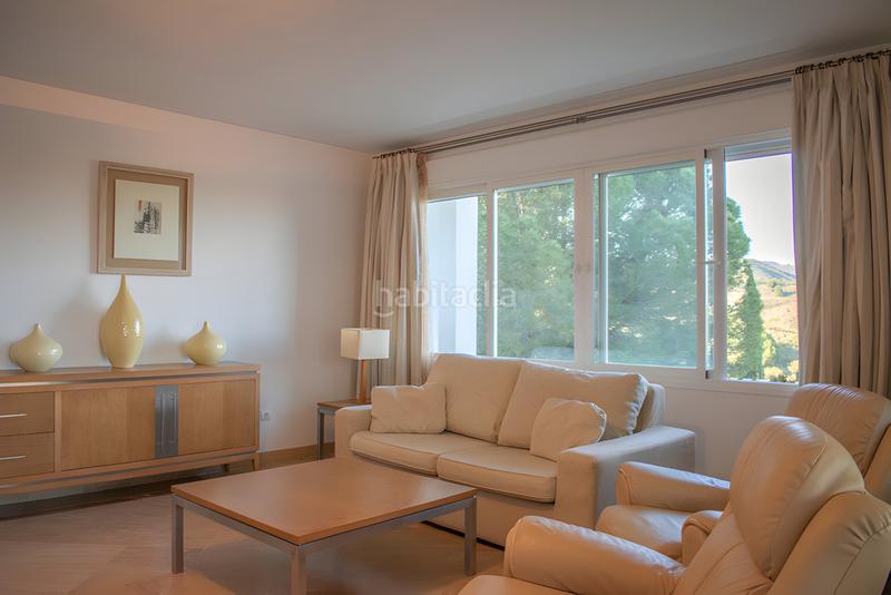 Foto 9f0ca926-913d-4d19-b1d7-c060afd54c88. Planta baja apartamento en planta baja en venta en Río Real en Marbella