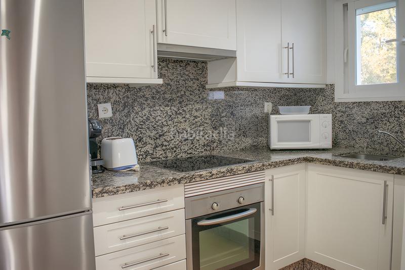 Foto c29b936e-afa4-4735-b502-ac5538adfc58. Planta baja apartamento en planta baja en venta en Río Real en Marbella