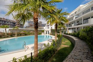 Planta baixa a Puerto Deportivo. Apartamento en planta baja en venta en fuengirola