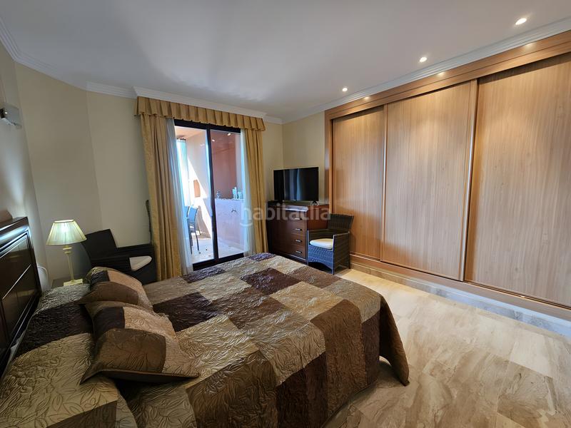 Foto 42fe91f5-e772-4cc2-81f7-4fd019482664. Apartamento  en planta media en venta en nueva milla de oro en Estepona