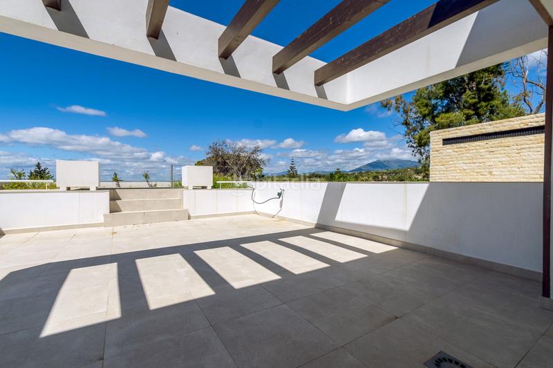 Foto 425829a4-c8a7-470f-b7fc-f4c73af173d3. Casa amb aparcament piscina a Puente Romano Marbella