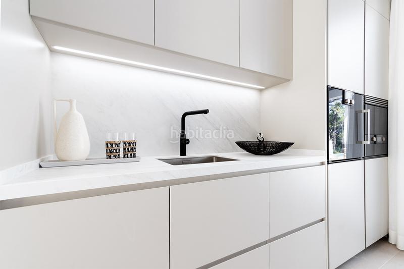 Foto c4dd0167-09b2-44a3-b909-f484b9d80abd. Casa amb aparcament piscina a Puente Romano Marbella