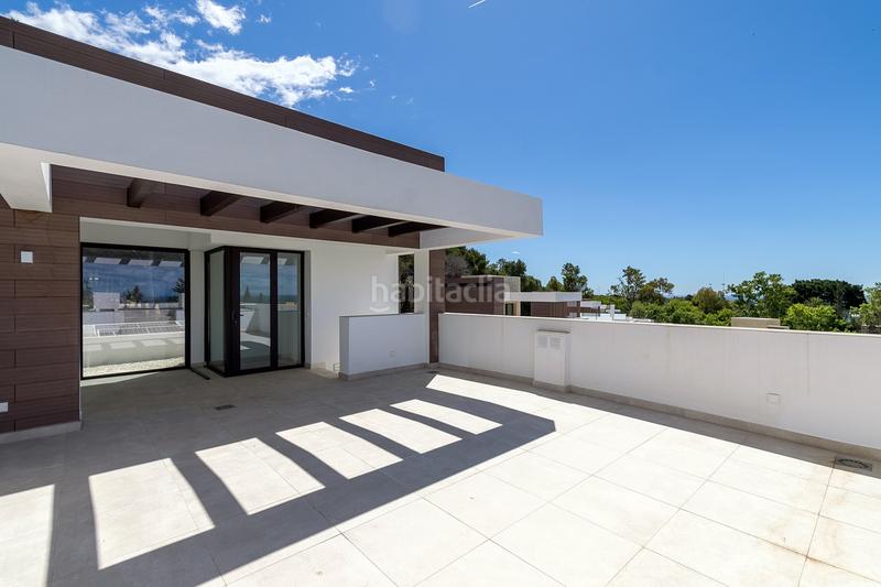 Foto cfdcff3b-d813-4a4d-a7a6-8a42431f91cd. Casa amb aparcament piscina a Puente Romano Marbella