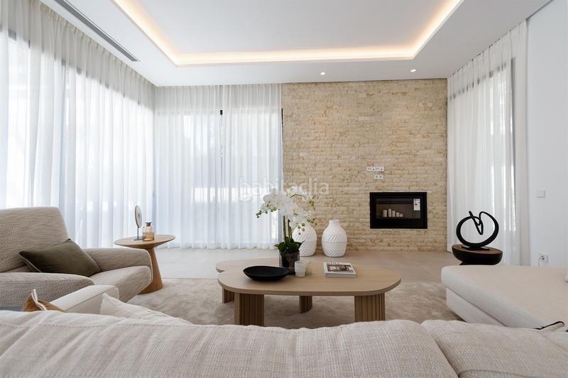 Foto 0cf590cf-587c-42f9-9b52-dd626ab49247. House with parking pool in Puente Romano Marbella