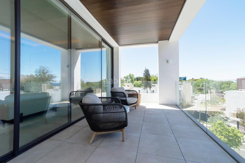 Foto 9d16f19d-f6ac-4065-baba-d9953959ae71. House with parking pool in Puente Romano Marbella