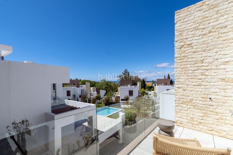 Foto a8ddbc49-ac36-4324-a362-e96684704729. House with parking pool in Puente Romano Marbella