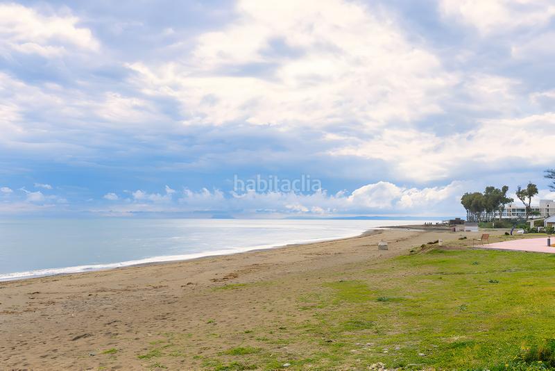 Foto 76f1d2d6-2a5a-496b-87b8-f6067aa2f191. Ground floor with pool in Villacana - Costalita - Saladillo Estepona