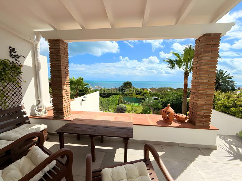 Foto 6e950626-f386-41e5-87c8-98bcd2796e15. Casa pareada  en venta en Centro Estepona