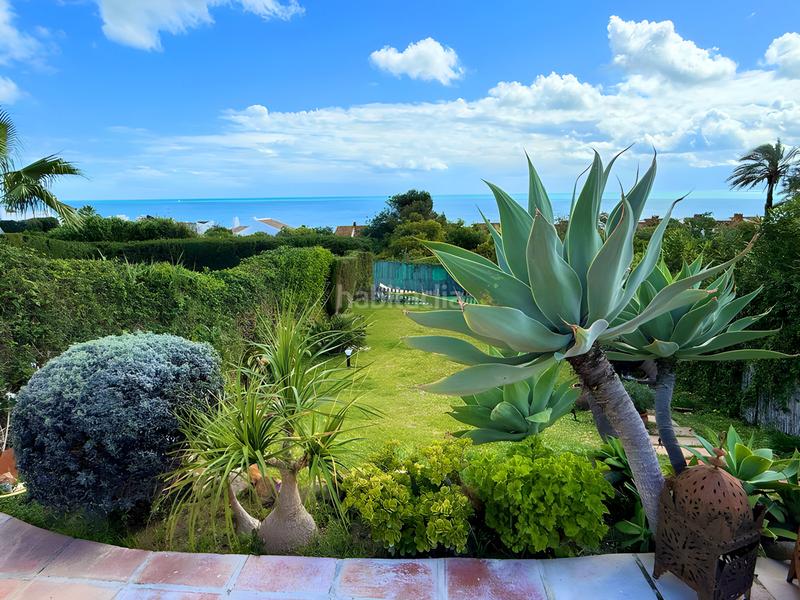 Foto b1df9389-ab81-4e7c-a558-7281ba5ba6e9. Casa pareada  en venta en Centro Estepona