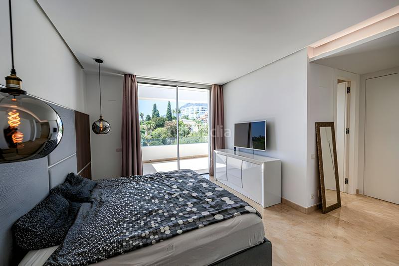 Foto 1a2a83ed-ae34-43d9-9a35-70411c6ef107. Casa pareada  en venta en Río Real en Marbella