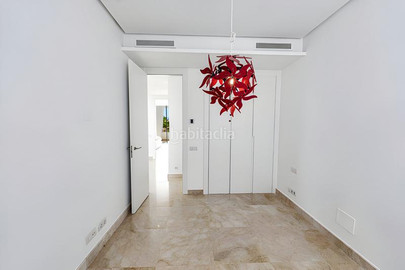 Foto 74a87b26-edf7-4bcd-a86e-08a213afe510. Casa pareada  en venta en Río Real en Marbella