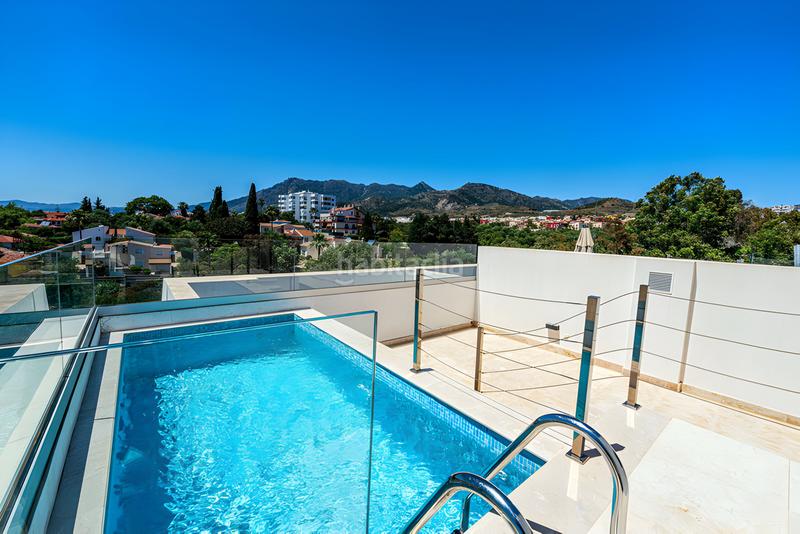 Foto e5c5855b-05dc-4dde-9697-4f61023dec96. Casa pareada  en venta en Río Real en Marbella