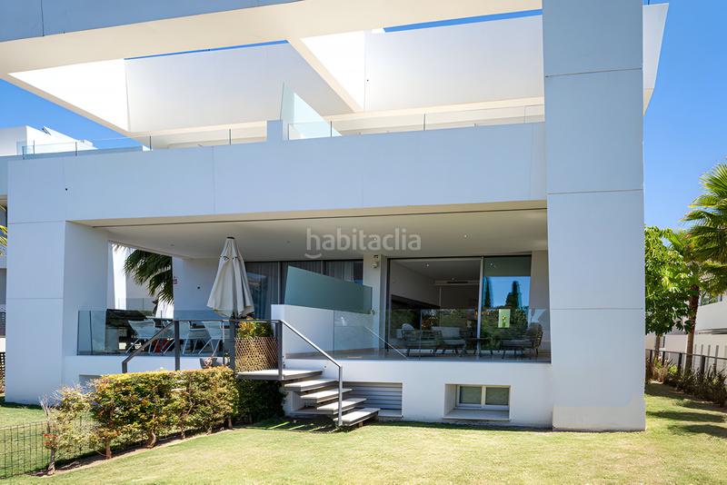 Foto faca60eb-bfb8-4c13-ac60-3c0928d24a37. Casa pareada  en venta en Río Real en Marbella