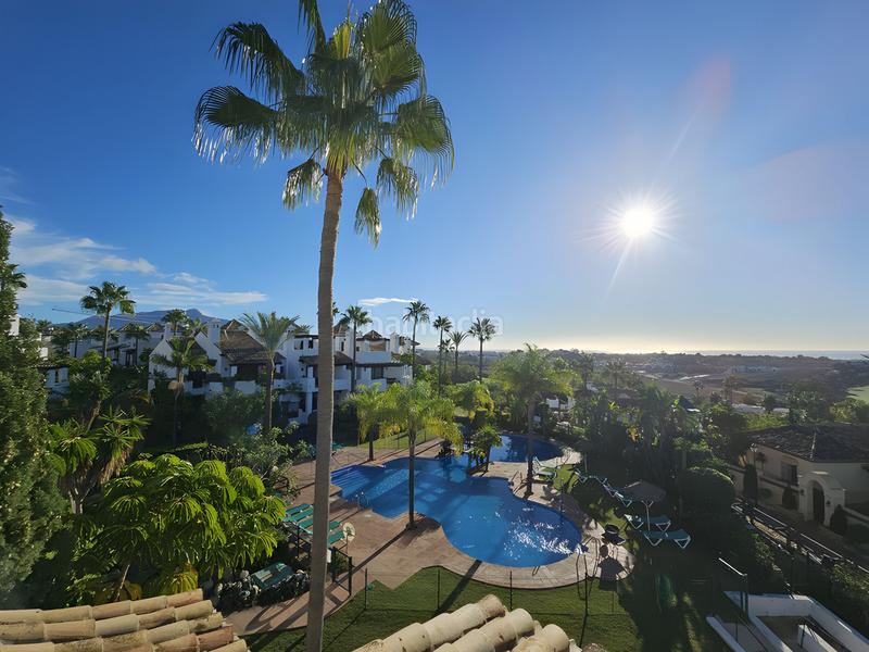 Foto 07f376f0-d984-459b-b920-fd955707fa39. Casa a schiera con parcheggio piscina in Paraiso - Barronal Estepona