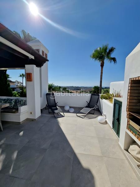 Foto dab03b48-69ac-49f1-b55a-dedd2ff2dbb0. Casa a schiera con parcheggio piscina in Paraiso - Barronal Estepona