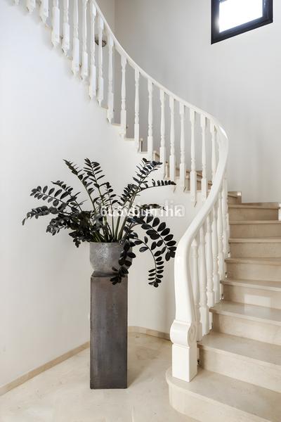 Foto b5fca9fa-0539-49c0-bc6f-f0e983a6f0fc. Casa villa independiente en venta en la nueva milla de oro en Estepona