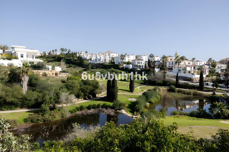 Foto cc4eeb2a-bf00-49dc-ba57-328362deca1a. Casa villa independiente en venta en la nueva milla de oro en Estepona