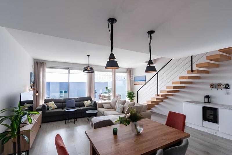 Foto dc30fb12-4a63-4368-94a6-9b3a21ea55b9. Casa adosada adosado en venta en Cancelada Estepona