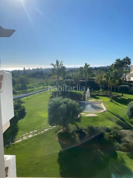 Foto 52ecf4ba-afc0-485a-8236-b934616d394c. Àtic amb aparcament piscina a La Concha - Resina Golf Estepona