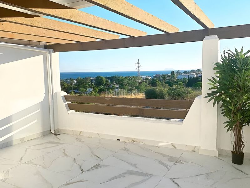 Foto 5fedb226-2019-49c8-a6fa-1732a2709168. Àtic amb aparcament piscina a La Concha - Resina Golf Estepona