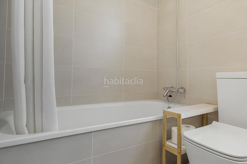 Foto 418e1b44-0210-4a9d-8fbd-0e7dac6de963. Planta baja apartamento en planta baja en venta en Montemar en Torremolinos