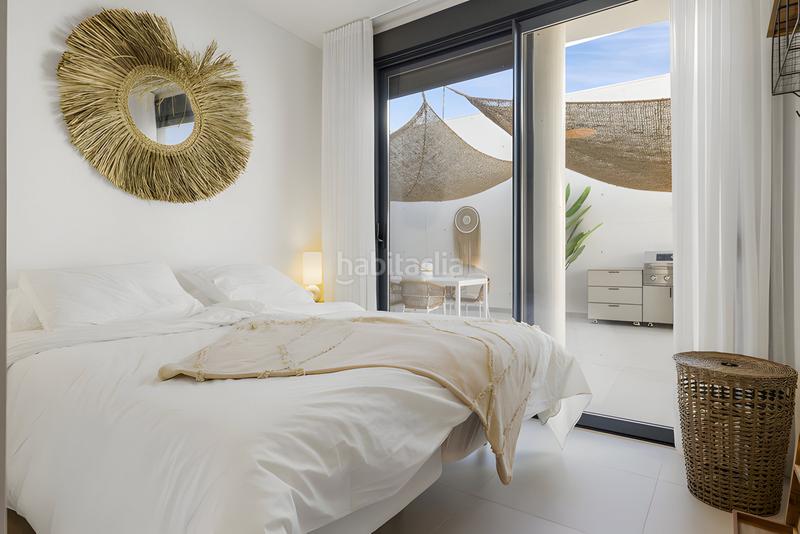 Foto 91446df0-a6d8-4a4c-9629-2c443c9c1665. Planta baja apartamento en planta baja en venta en Montemar en Torremolinos