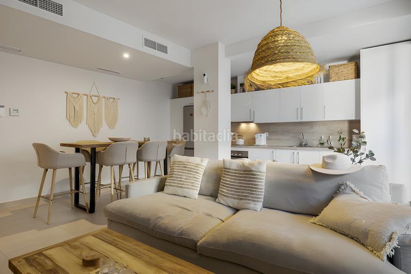 Foto b60901f0-2559-474d-8b3b-1be0116b9b77. Planta baja apartamento en planta baja en venta en Montemar en Torremolinos