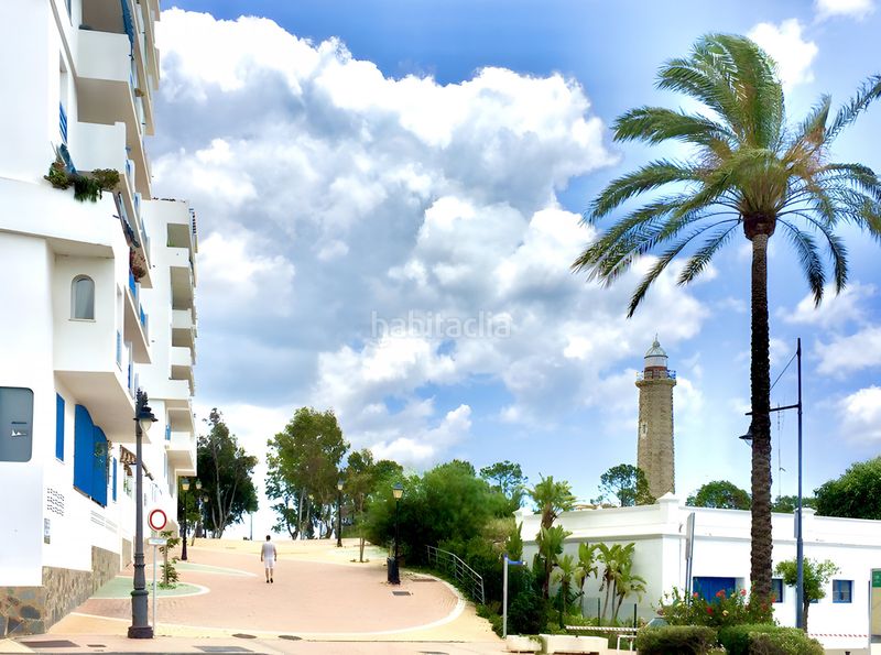 Foto 0eddf996-edac-40af-9c1d-5bf8c80f621b. Apartament amb aparcament piscina a Centro Estepona