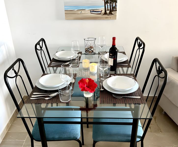 Foto 5ce6ae9c-6096-49cd-8965-1fcb4cef360b. Apartament amb aparcament piscina a Centro Estepona