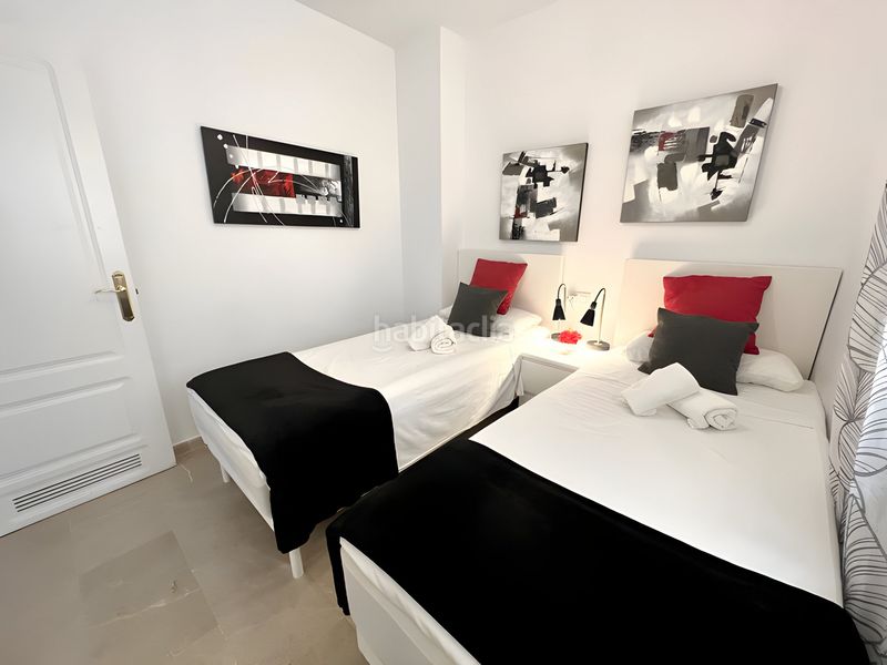 Foto 87aed34a-cc30-4d4d-982e-54b9ddbedcd6. Apartament amb aparcament piscina a Centro Estepona