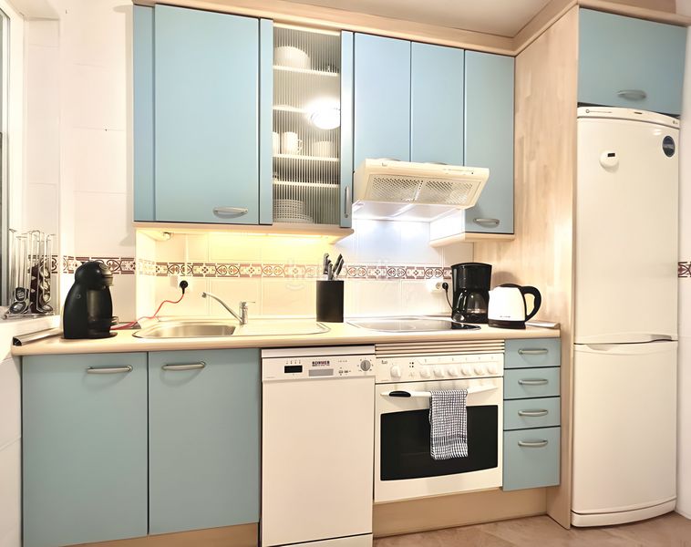 Foto e3281dff-8e89-496b-8faf-a2292a8a12ec. Apartament amb aparcament piscina a Centro Estepona