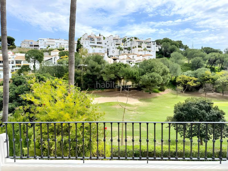 Foto ad4ba0af-348d-4175-9fd9-f0165d71a0a5. Attique avec parking piscine dans La Quinta Benahavís