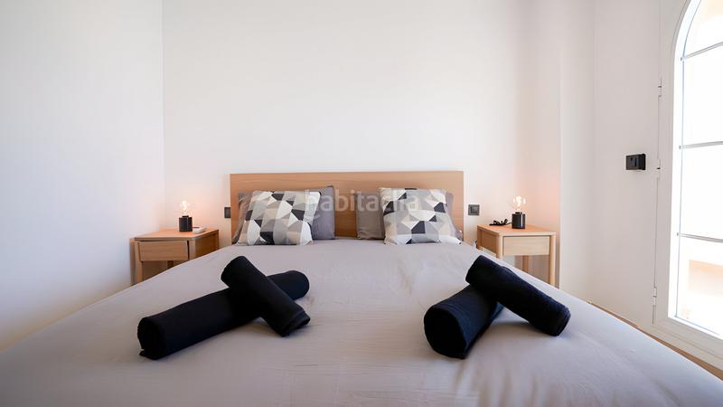 Foto 1d9f4c25-21aa-4173-9724-32bca610472b. Apartament amb aparcament piscina a Nueva Andalucía Almería