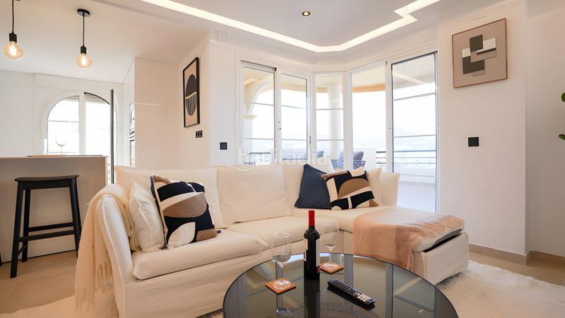 Foto 63323cdd-0371-4c40-9652-3c0c3c331495. Apartament amb aparcament piscina a Nueva Andalucía Almería
