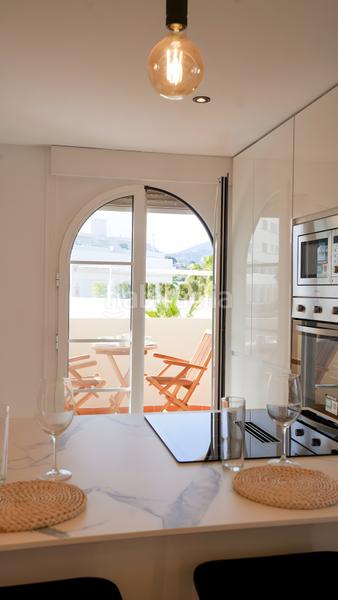 Foto a46c1e35-c446-4856-bdca-9b8bfdd0f086. Apartament amb aparcament piscina a Nueva Andalucía Almería