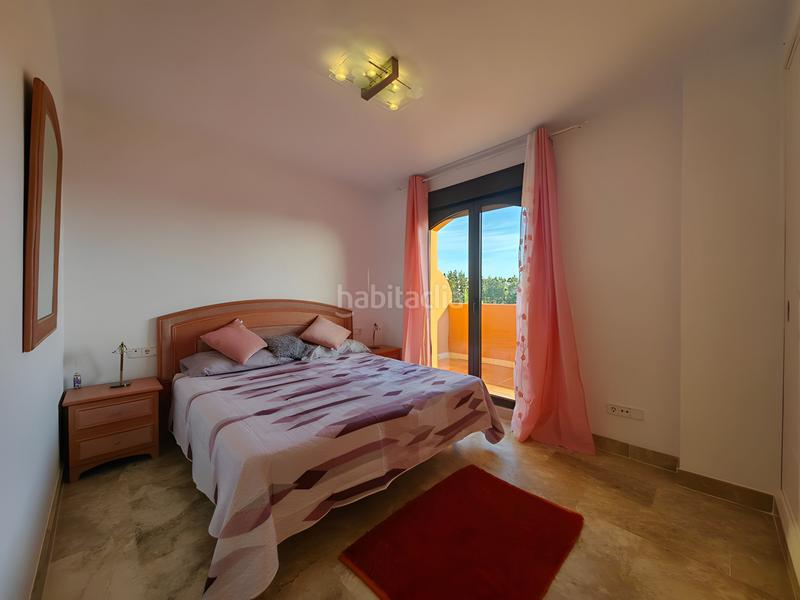 Foto 65b22b48-3ce0-4080-ab16-37cfa892c578. Dachwohnung mit parking pool in Centro Estepona