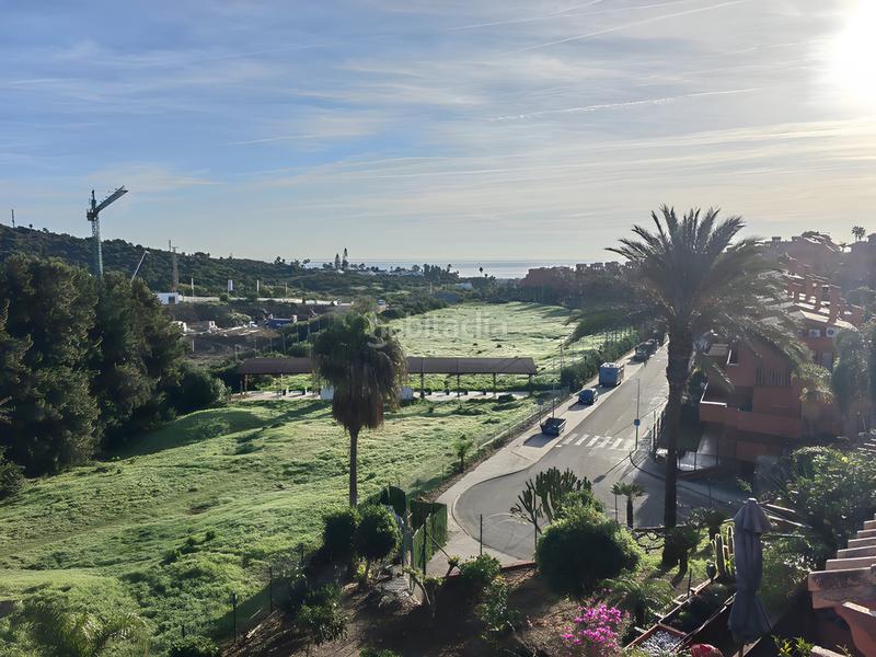 Foto 8b9817c0-b0b4-4381-ab09-f85c137724bb. Dachwohnung mit parking pool in Centro Estepona
