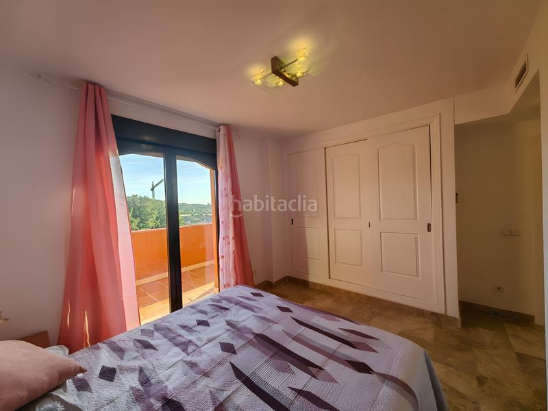 Foto a18b040f-e632-4794-827a-85a9cb94ecca. Dachwohnung mit parking pool in Centro Estepona