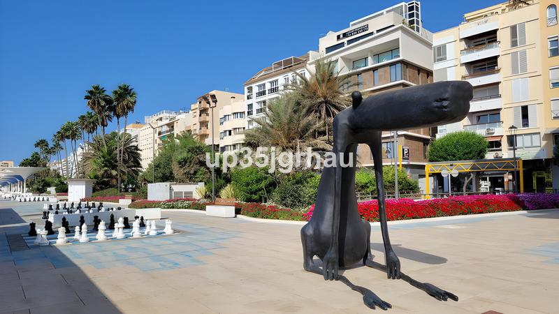 Foto 16d92b98-f4b4-4a5a-b47f-72c9e646c124. Apartamento  en planta media en venta en Estepona