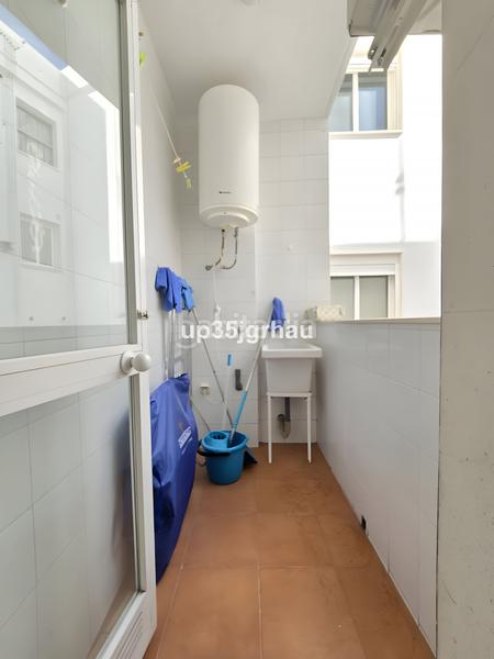 Foto 1fb1470a-84f3-471e-9f80-4818ef0aa603. Apartamento  en planta media en venta en Estepona