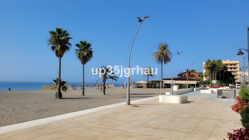Foto 74432e43-f954-4493-bb52-61ae58e2a7db. Apartamento  en planta media en venta en Estepona