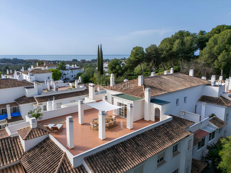 Foto 104cdce8-a3bb-45b9-aaf4-ced4185950f2. Ático  dúplex en venta en Casco Antiguo Marbella