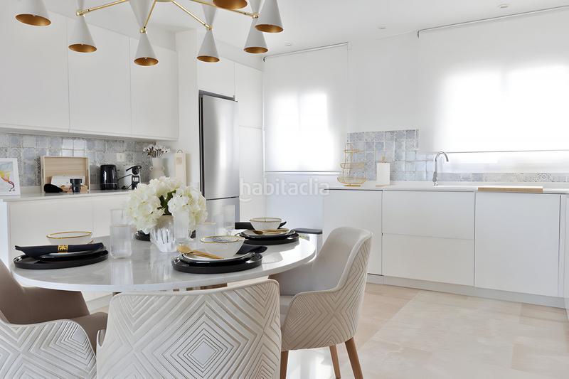 Foto a6db54d9-3639-4c62-9f4c-ad71cf8b46ae. Ático  dúplex en venta en el paraíso en Paraiso - Barronal Estepona
