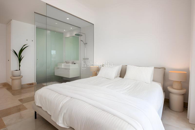 Foto 7d9c5557-5080-47af-ac6d-611a43c9072d. Àtic amb aparcament piscina a Benahavís pueblo Benahavís