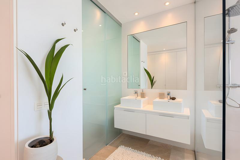 Foto 91e593a4-7505-4fd8-a17c-0a73e1dd0563. Àtic amb aparcament piscina a Benahavís pueblo Benahavís