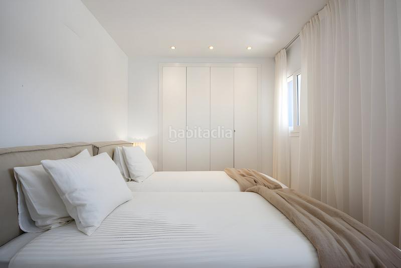 Foto a9414ab0-c051-43f6-b0dd-ae669c556514. Àtic amb aparcament piscina a Benahavís pueblo Benahavís