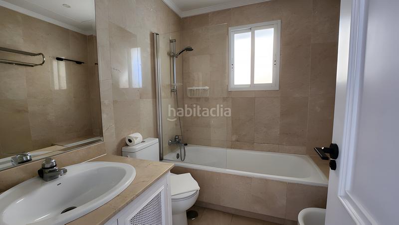 Foto 27453ce7-f042-42c5-9b2c-5e044bcb0394. Apartamento  en planta intermedia en venta en Nueva Andalucía en Almería
