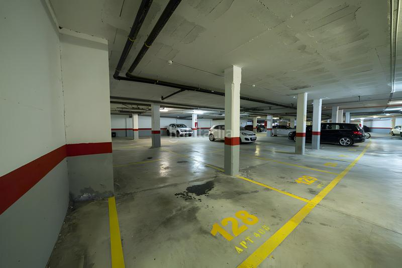 Foto 4d61aa4d-efd4-48a6-abe2-01a879fd0780. Appartement avec parking piscine dans La Duquesa Manilva